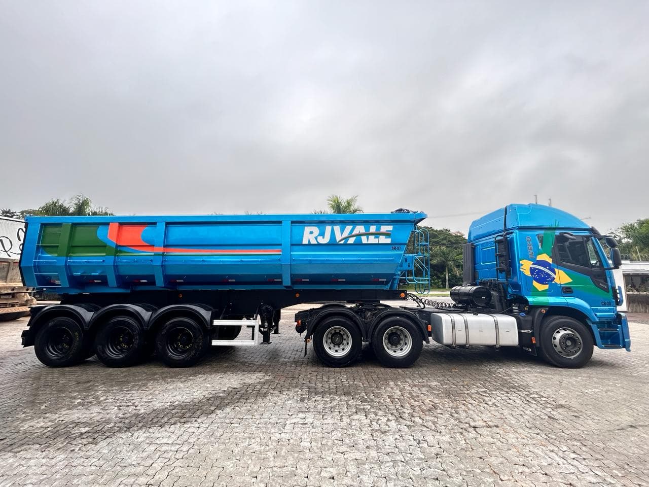 IVECO STRALIS 600S44T 2022